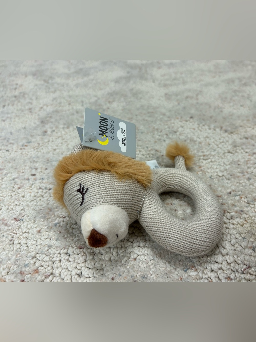 Moon & stars Beige Lion Knit Ring Rattle for Kids NWT